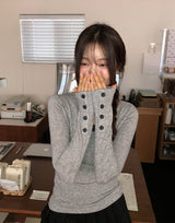 バージェットスリムVネックボタンTシャツ