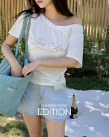 MADE. ブラー レタリング オフショルダー Tシャツ