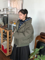 [unisex] ビトリボタンフードウェロンパディングジャンパー