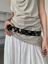 Button@leather belt