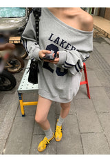 Number off-shoulder loose fit sweatshirt