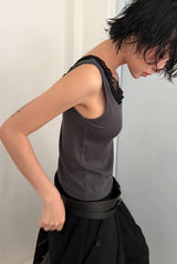 FINE LACE SLEEVELESS