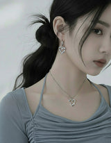 [NMIXX Sullyoon Necklace] メルティングハートカラーボーンネックレス