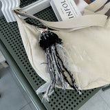 [MADE] Vinly Jellyfish Keyring (White / Black)