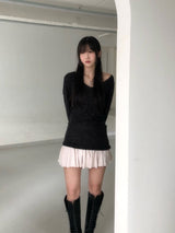 vネックtシャツ