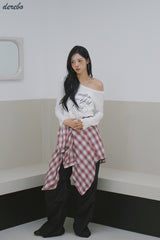 wide neck lettering normal fit long-sleeved T-shirt