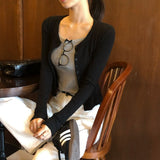 [BELLIDE MADE] Round Rib Slim Fit Cardigan