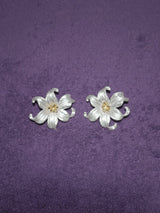 FLOWER EARRING