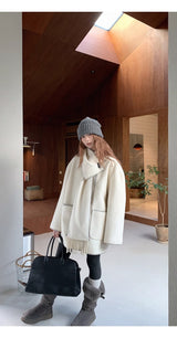 wool white muffler half quilted coat