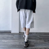 アーバンシルエットスウェットショーツインミュテッドトーンズ