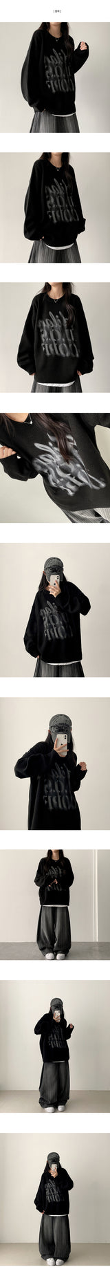 Graffiti Printing Boxy Fit Round Knit