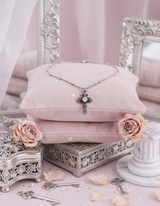 [NMIXX Haewon Necklace] ノクターンゴシッククロスカラーボーンネックレス (ステンレス)
