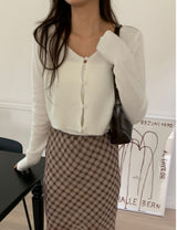 Creamy V-neck cardigan