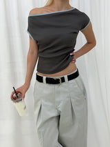 Contrast edge off-shoulder t-shirts(2color)