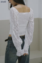 daisy punching strap frill blouse