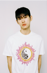 スパークルインヤンTシャツ - ホワイト