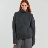 Basic Turtle Neck Sweater_2Color