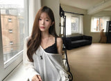 urbane 20% deep v loose fit top
