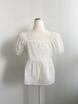 Square puff ribbon blouse