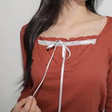 チェノンレースリボンディープUネックロングスリーブTシャツ