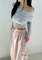 KOREAN MADE💝HIGH QUALITY💝 ストライプオフショルダーロングスリーブTシャツ