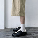 Pleated Silhouette Knee-Length Shorts