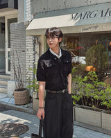 Leviron Two-Pocket Cut-out Collar Short-Sleeve Cardigan