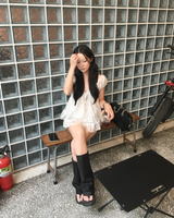 ローライズ ダークデニム ショートパンツ