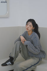Retro-strip loose fit knitwear