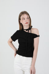 オフショルダーツイスト半袖Tシャツ Black