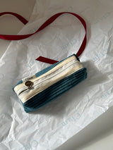 Clam round pencilcase _ Corduroy ocean blue