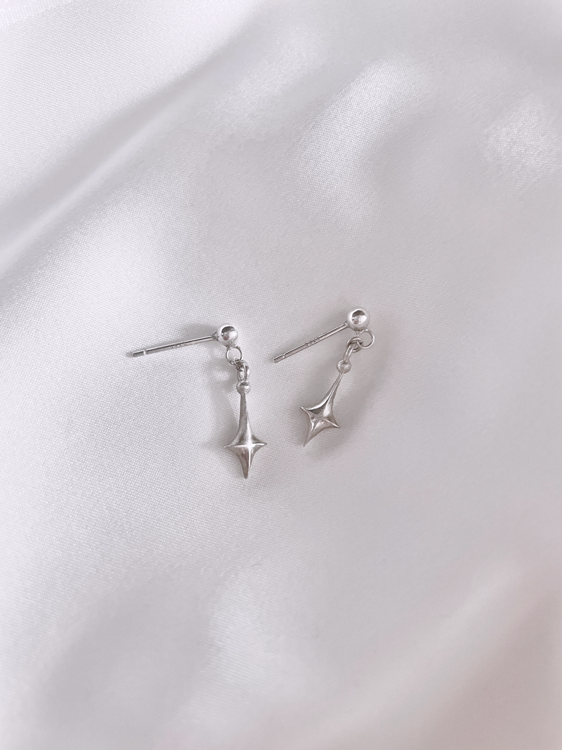 シングルスターピアス - シルバー