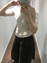 Winkle Three Quarter Sleeve Turtleneck T-shirt (2 Colors)