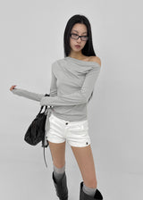 [MADE] Yuyu Strap Asymmetrical Long Sleeve Tee