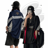 リーキースポーティトラックVネックT