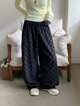 Poky Dot Embossed Velvet Long Pants (4c)