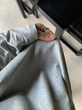 アーロンモーデンエッセンシャルセミクロッピードロングスリーブTシャツ