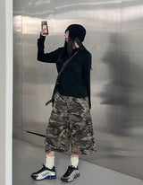 Reef Damage Camo Bermuda Pants