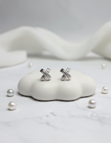 [NMIXX Kyujin Piercing] Urban Bandage Shaped Piercing - Silver Color