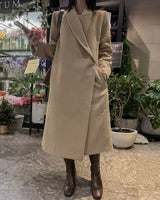 Peaked color Wool long coat