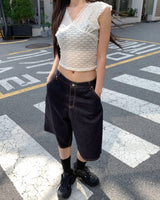 Raw bermuda pants