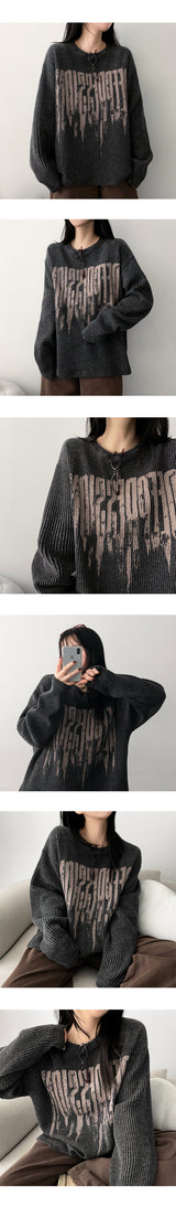 Camo lettering knit long-sleeved shirt