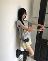 テルマシルバースタッドルーズフィットオフショルダー半袖Tシャツ