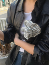 Metal hair scrunch