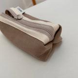 Clam round pencilcase _ Milk tea