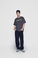 24FW  テープタイポグラフィックショートスリーブTシャツ チャコール