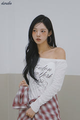 wide neck lettering normal fit long-sleeved T-shirt