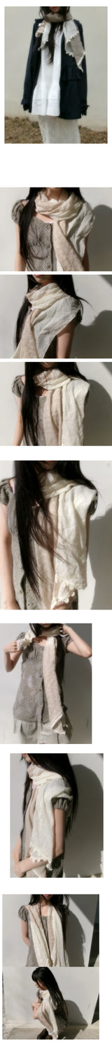 finch scarf