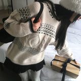 クワーティノルディックツイストルーズフィットフーディーニットウェア