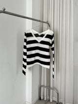Stripe V-neck knitwear (one color)